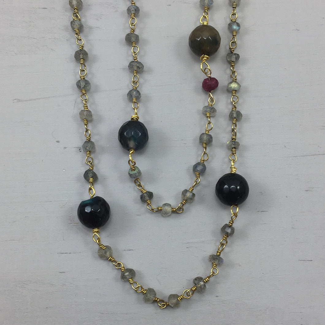 Long Boho Necklace of Labradorite With Agate Accents